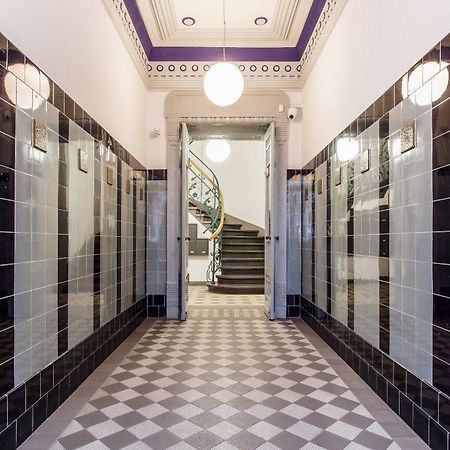 Апартаменты Main Station - 8 Rakowicka Street Краков Экстерьер фото